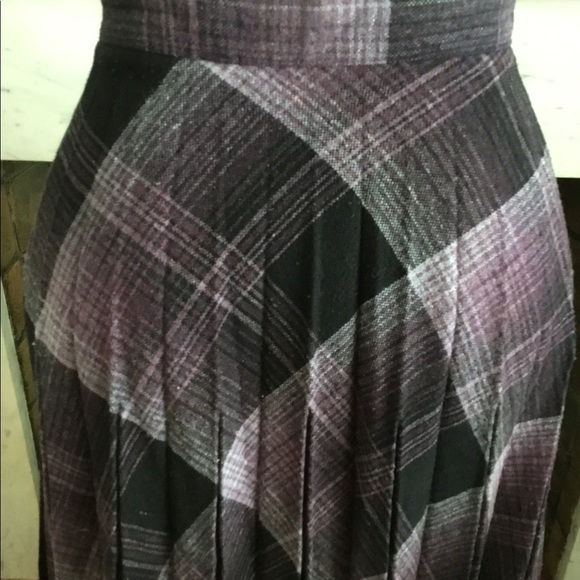 Vintage 70's Plaid Wool Blend Pleated Skirt - Picture 5 of 8